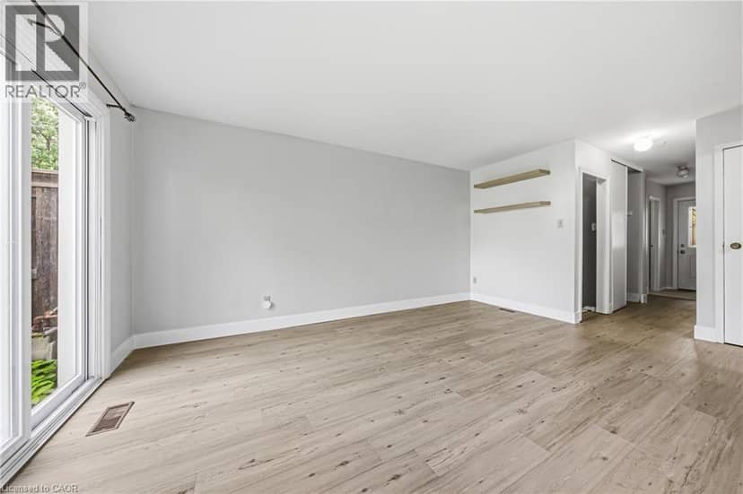 564 SHERATON Road Unit# 14 — photo 10 of 36