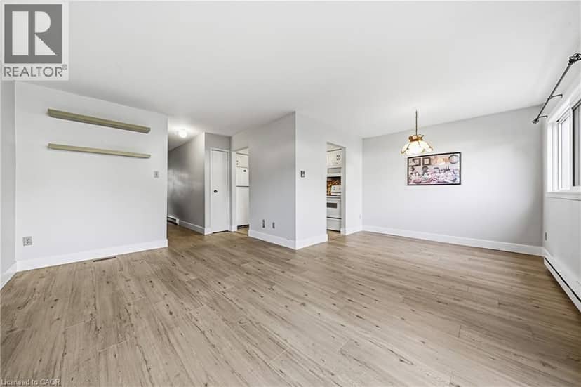 564 SHERATON Road Unit# 14 — photo 11 of 36