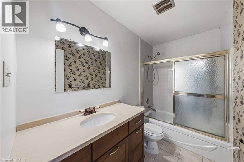 564 SHERATON Road Unit# 14 — photo 24 of 36