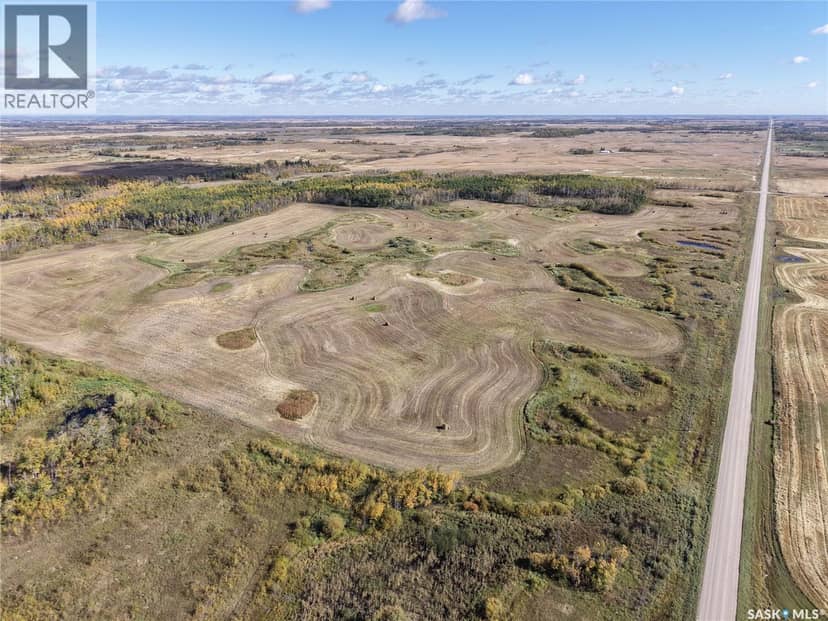 2 Quarters Mixed Use Land & Yard Site Near Sheho — photo 1 of 40