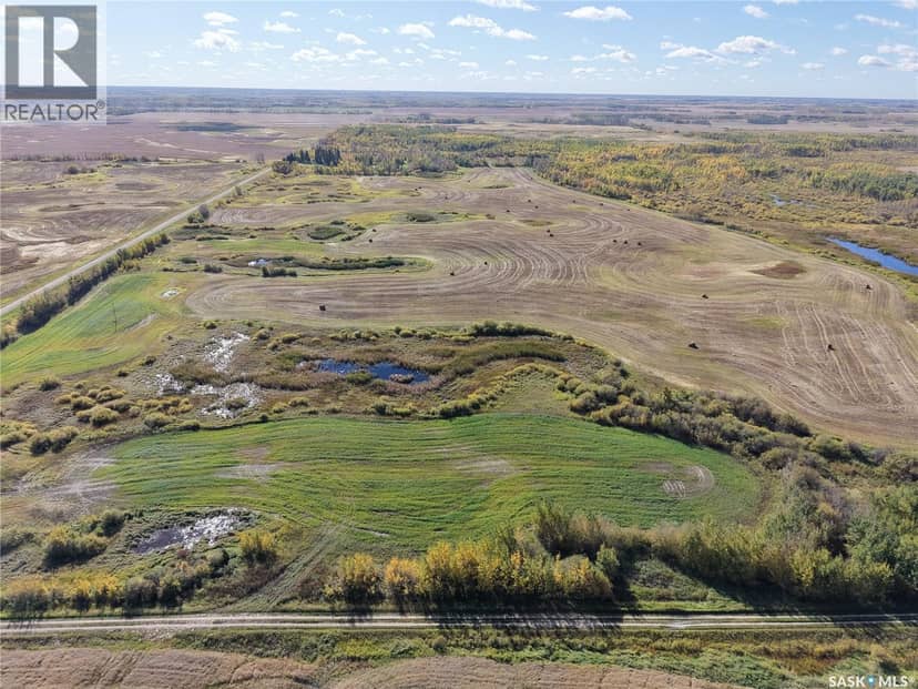 2 Quarters Mixed Use Land & Yard Site Near Sheho — photo 7 of 40