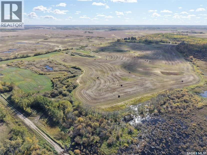 2 Quarters Mixed Use Land & Yard Site Near Sheho — photo 9 of 40