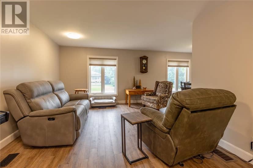 11 Jarbeau Street — photo 20 of 40