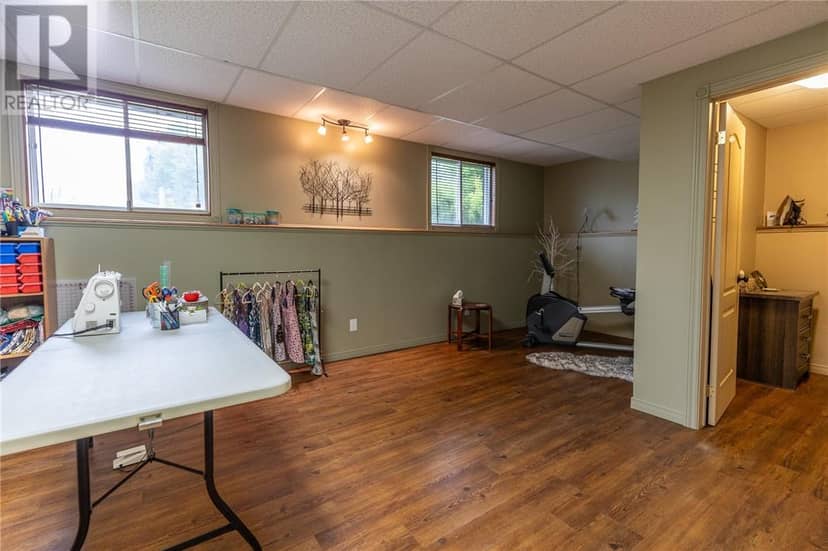 11 Jarbeau Street — photo 37 of 40
