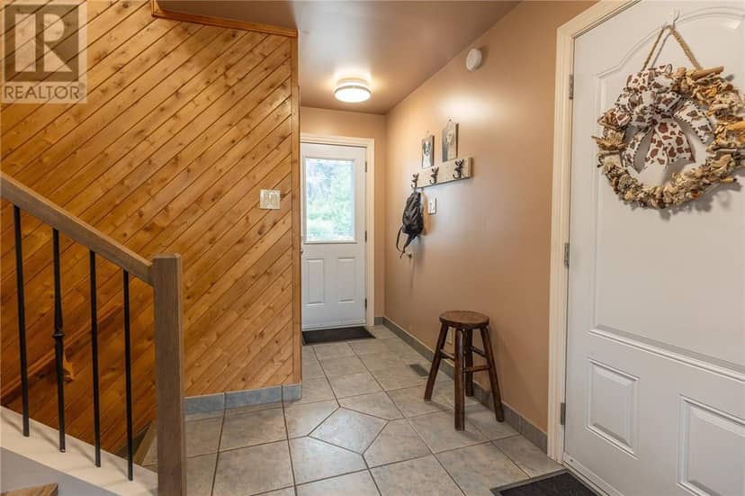 11 Jarbeau Street — photo 5 of 40