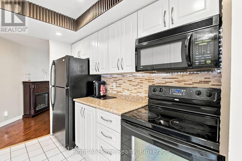 1215 - 11753 Sheppard Avenue E — photo 23 of 40