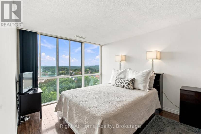 1215 - 11753 Sheppard Avenue E — photo 28 of 40