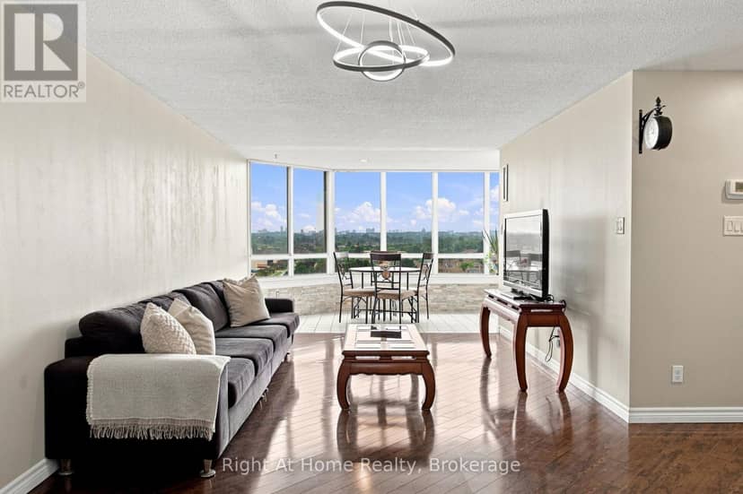 1215 - 11753 Sheppard Avenue E — photo 4 of 40