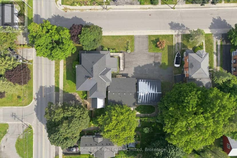 71 Queen Street, Prince Edward County, photo 3