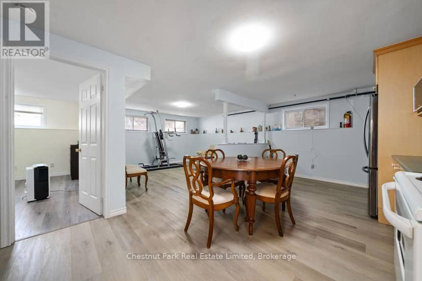 71 Queen Street — photo 39 of 40