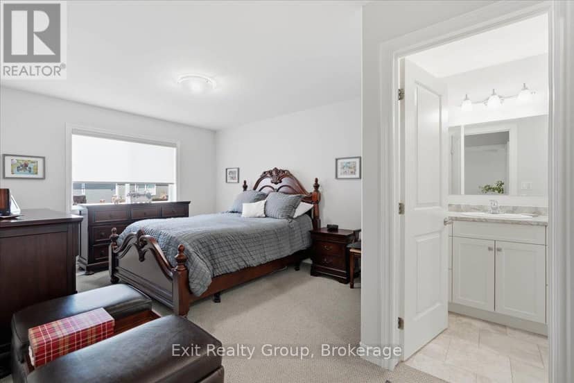 30 Sandhu Crescent — photo 12 of 31