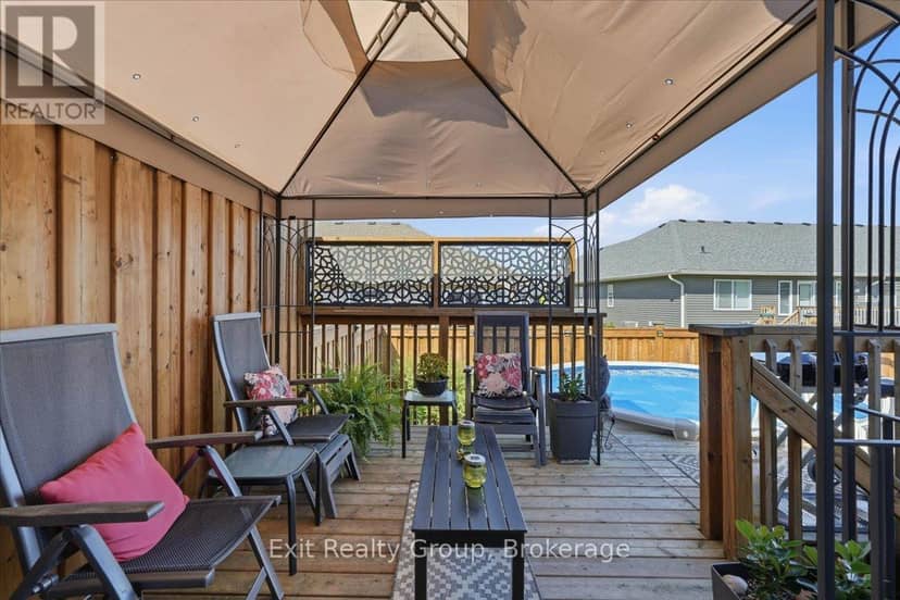 30 Sandhu Crescent — photo 25 of 31