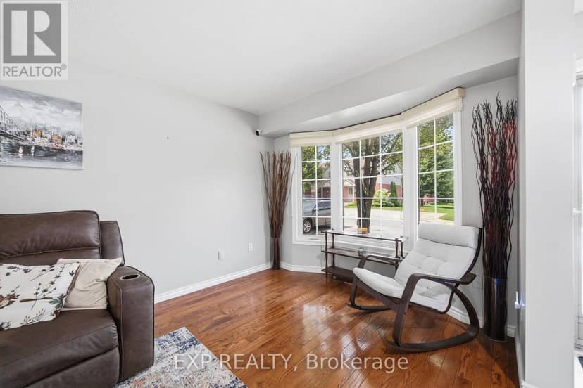 49 - 511 Admiral Drive — photo 9 of 28