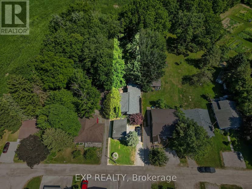 250 Orchard Avenue, Zorra