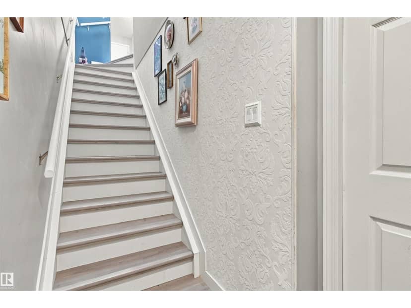 #73 3040 Spence Wd SW, Edmonton, photo 2