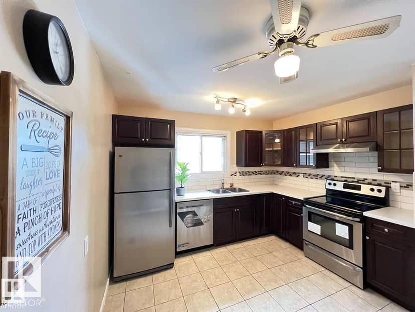 144 Kaskitayo Court NW, Edmonton, photo 3