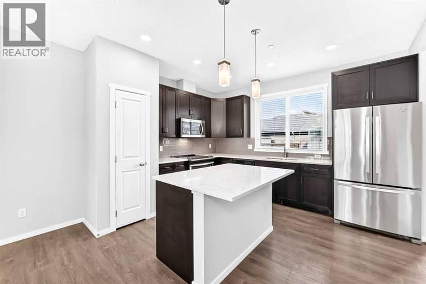 154 Livingston Avenue NE, Calgary, photo 5