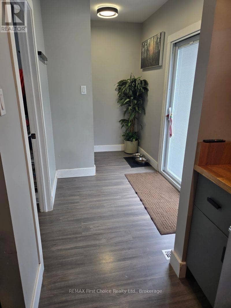 734 Franklin Street S — photo 32 of 40