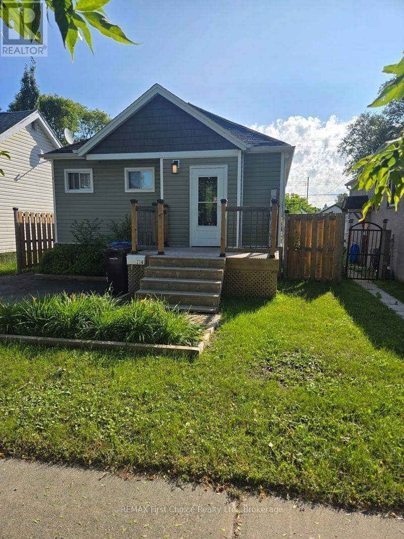 734 Franklin Street S — photo 4 of 40