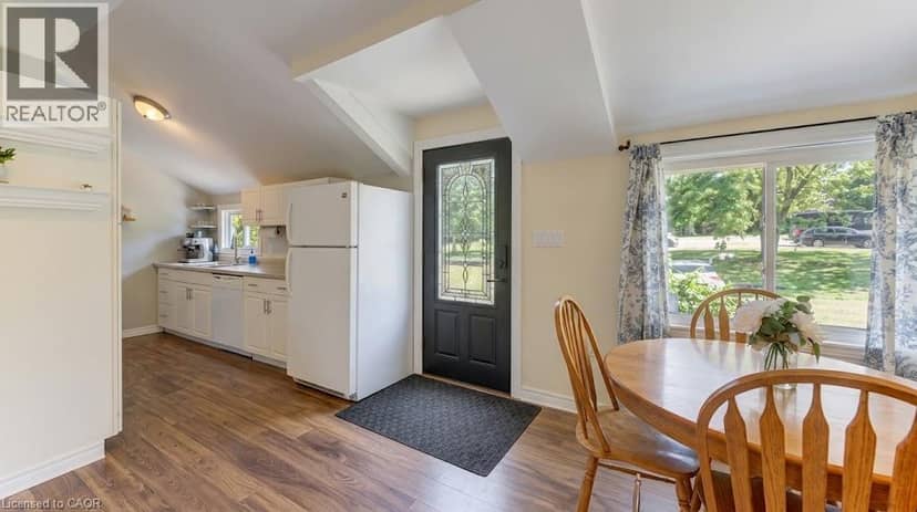 3762 NAFZIGER Road, Wellesley, photo 7