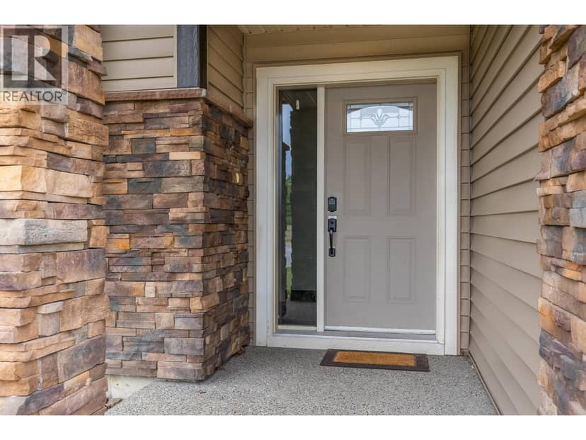 6555 Blackcomb Place, Vernon, photo 6