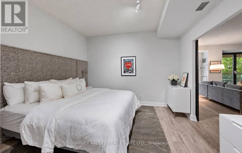 418 - 20 Scrivener Square — photo 17 of 23
