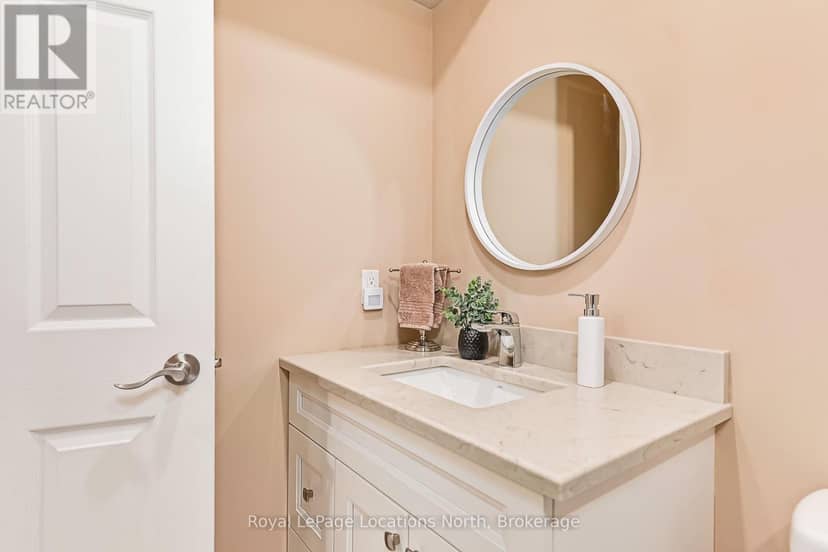 14 Clubhouse Drive — photo 25 of 40