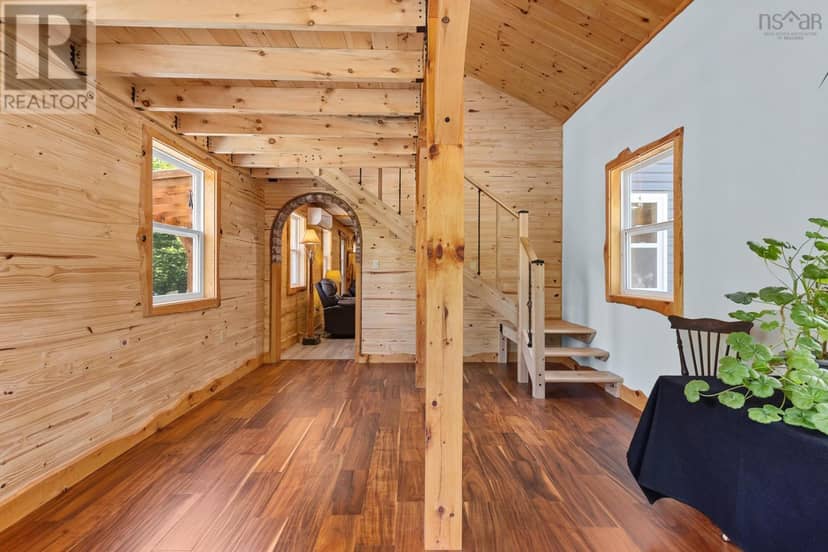 227 Somerset Road — photo 16 of 40