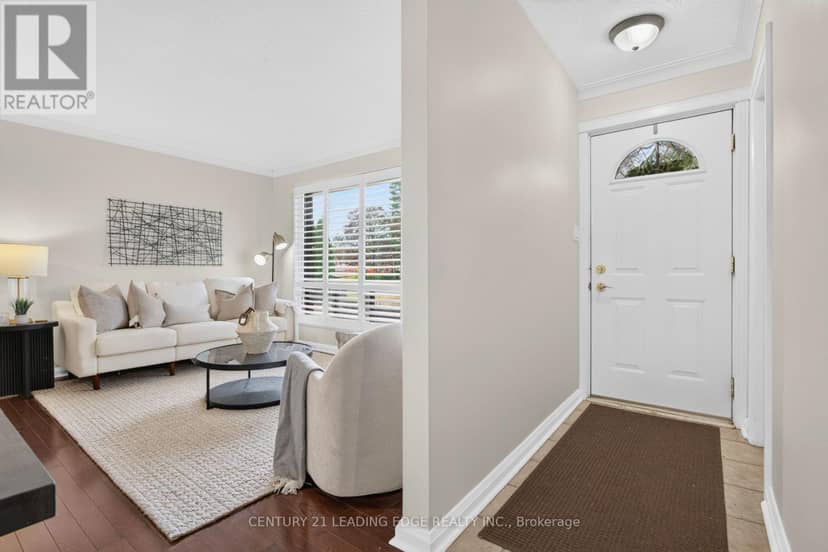 433 Brownfield Gardens, Toronto, photo 6
