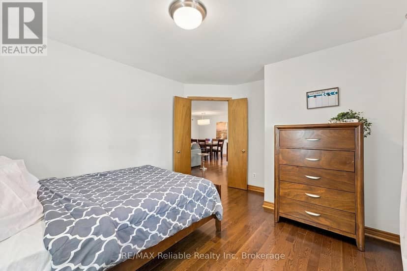 33895 Bissonette Avenue — photo 21 of 37