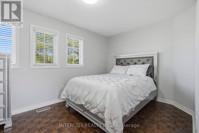 93 Chalone Crescent — photo 18 of 34