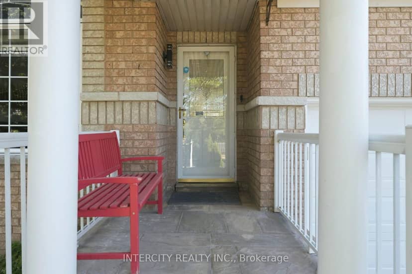 93 Chalone Crescent — photo 4 of 34