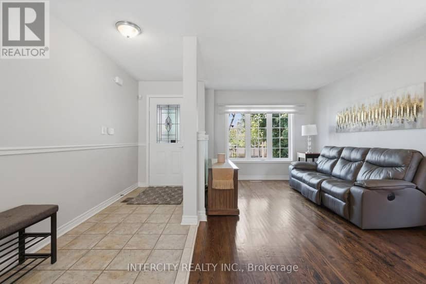 93 Chalone Crescent — photo 7 of 34