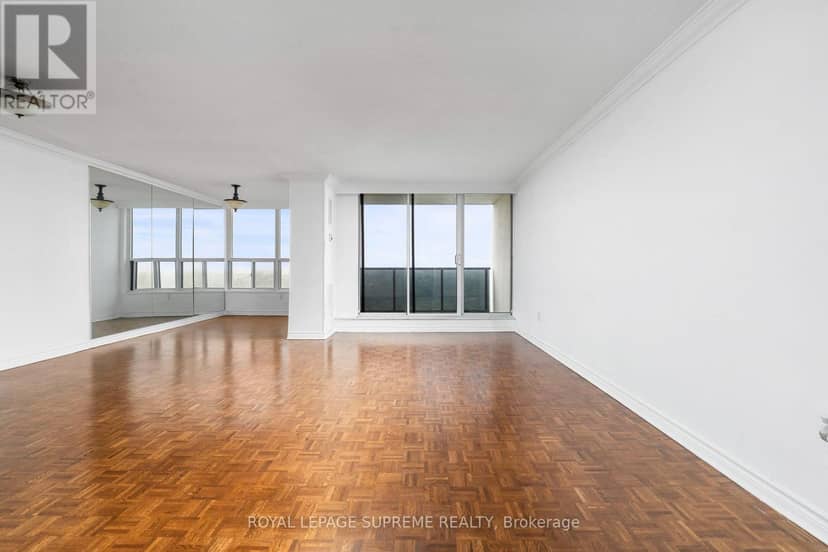 2409 - 85 Emmett Avenue — photo 10 of 28