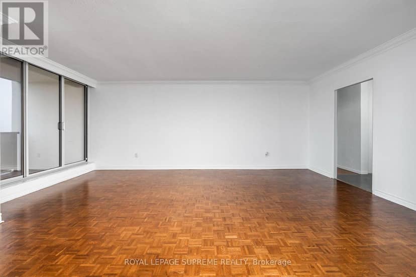 2409 - 85 Emmett Avenue — photo 12 of 28