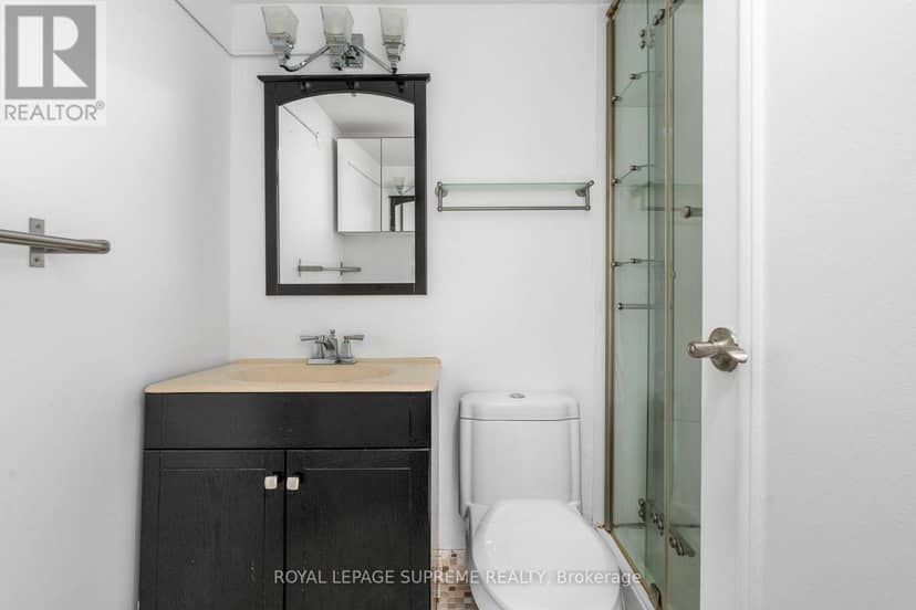 2409 - 85 Emmett Avenue — photo 25 of 28