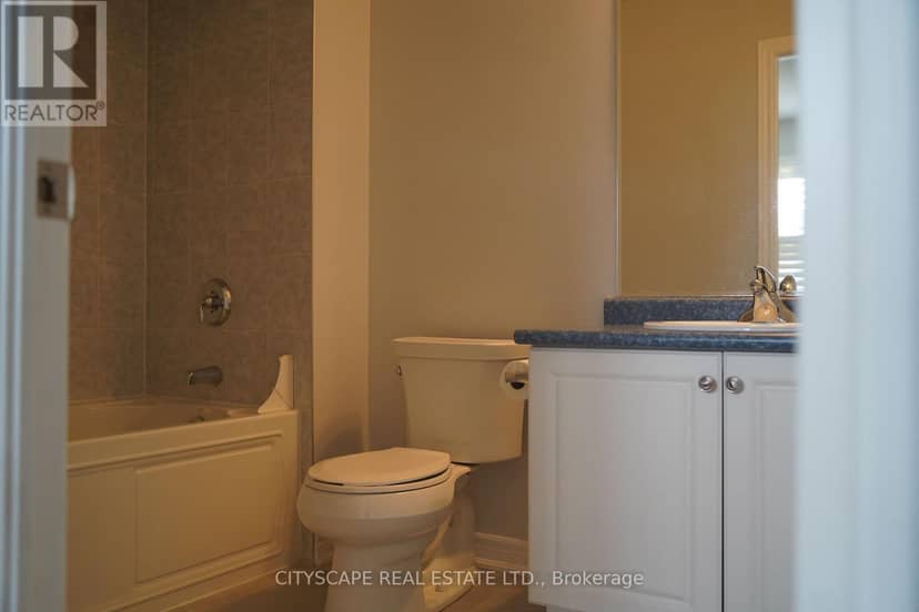 17 - 3045 Gladeside Avenue — photo 36 of 39