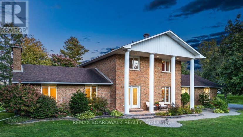 1139 St Joseph Road, Russell, photo 2