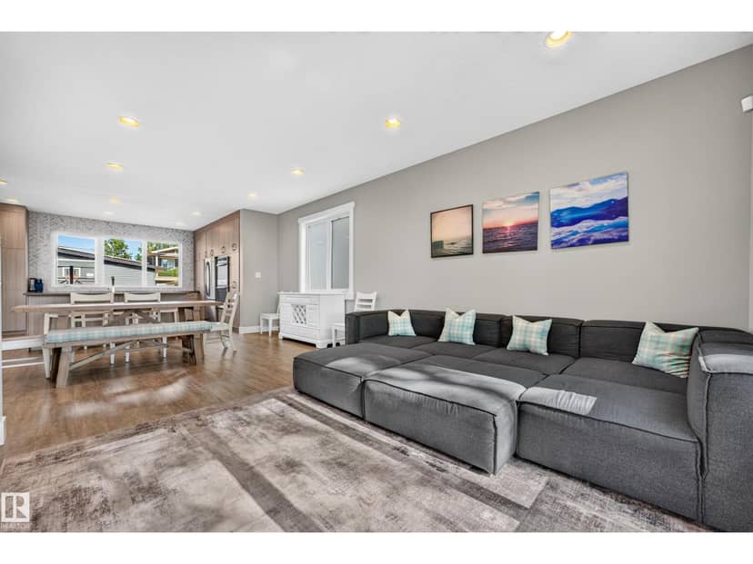 8922 77 AV NW, Edmonton, photo 7