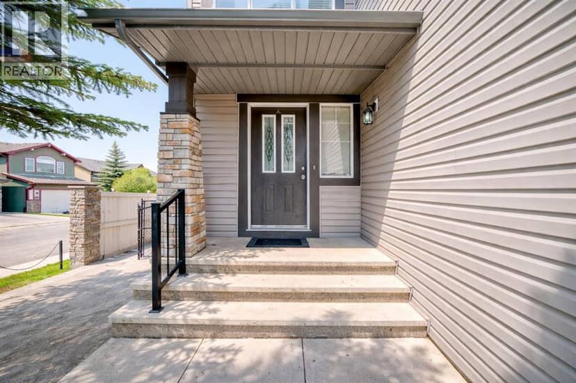 104 Panamount Terrace NW, Calgary, photo 2