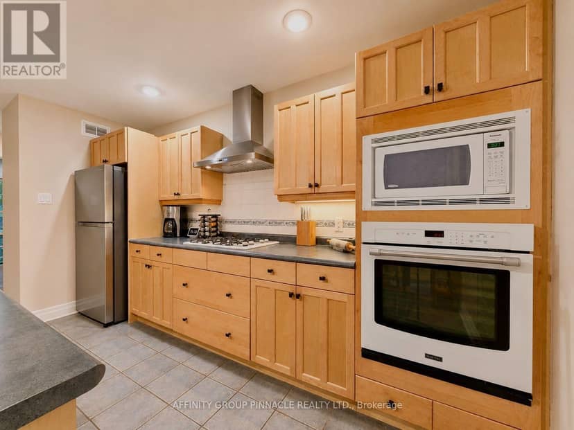 38 Westview Drive — photo 15 of 40