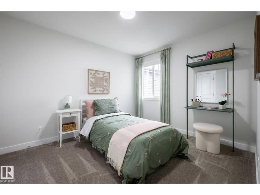 2 Marigold AV — photo 27 of 31