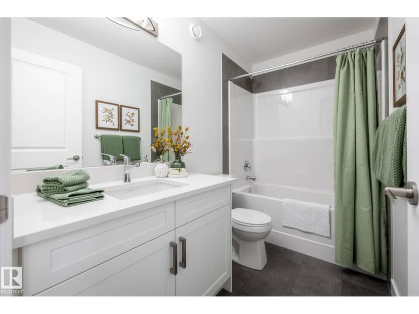 2 Marigold AV — photo 29 of 31