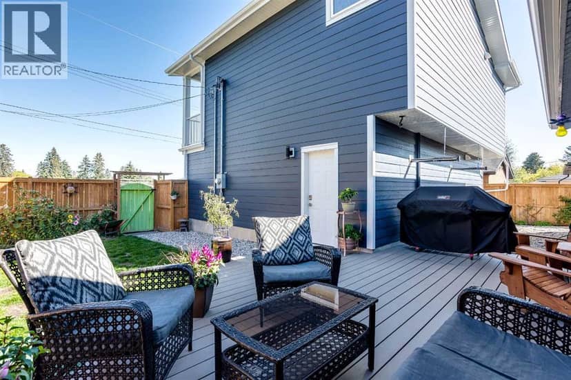 728 71 Avenue SW — photo 26 of 40