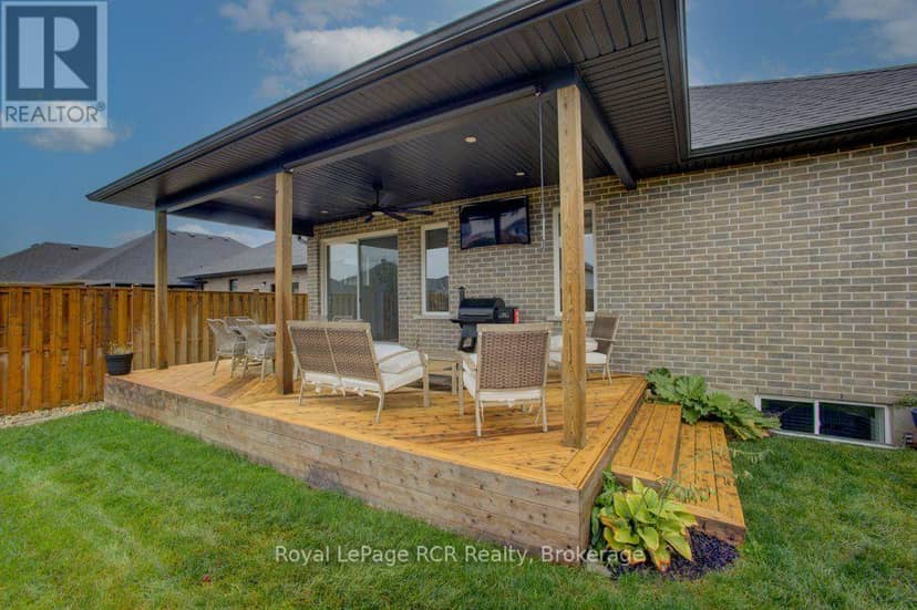 137 Walsh Street — photo 37 of 40