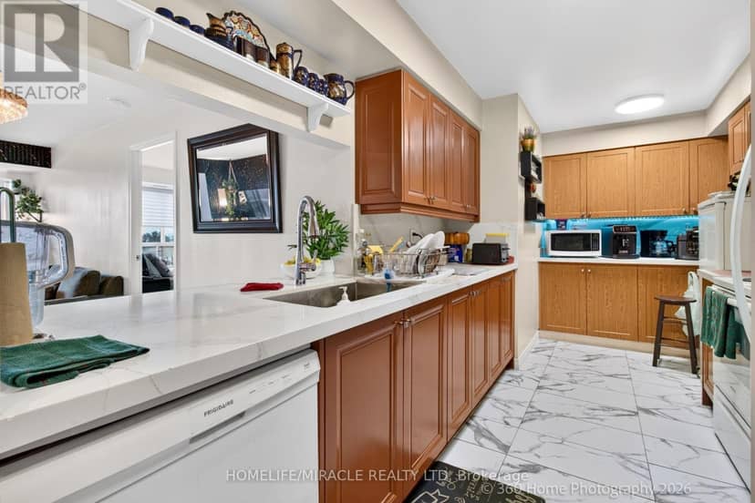 441 - 18 Mondeo Drive — photo 15 of 37