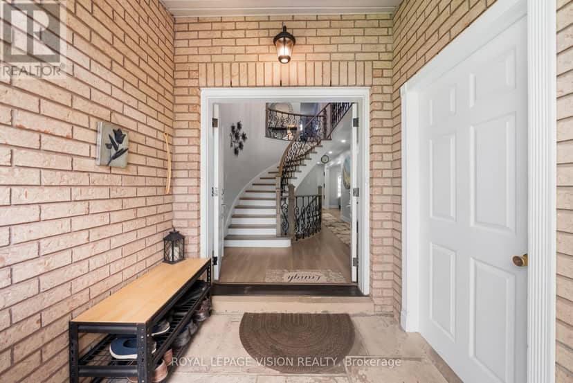 5 Anson Avenue, Toronto, photo 3