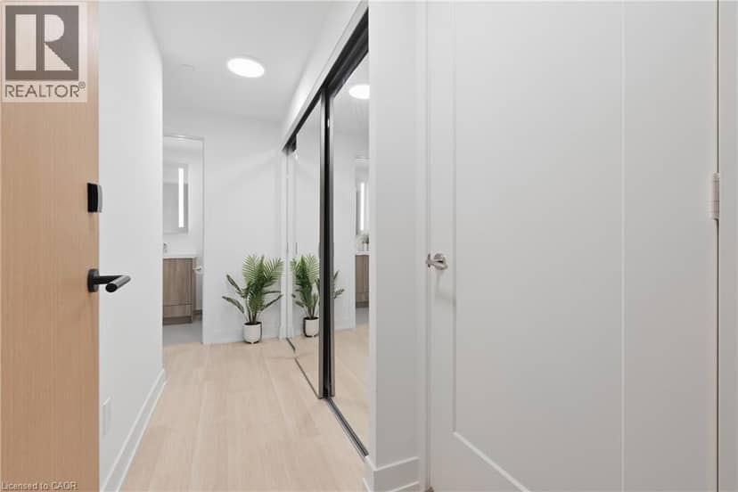 60 CENTRAL PARK ROADWAY Unit# 2010, Etobicoke, photo 5