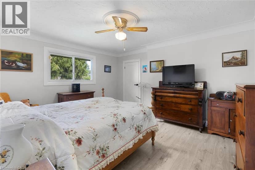 24 ALPHA Street — photo 19 of 25