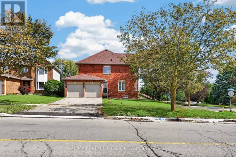 151 Stellick Avenue, Newmarket, photo 2